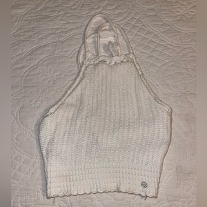 White Hollister Knotted Top🤍